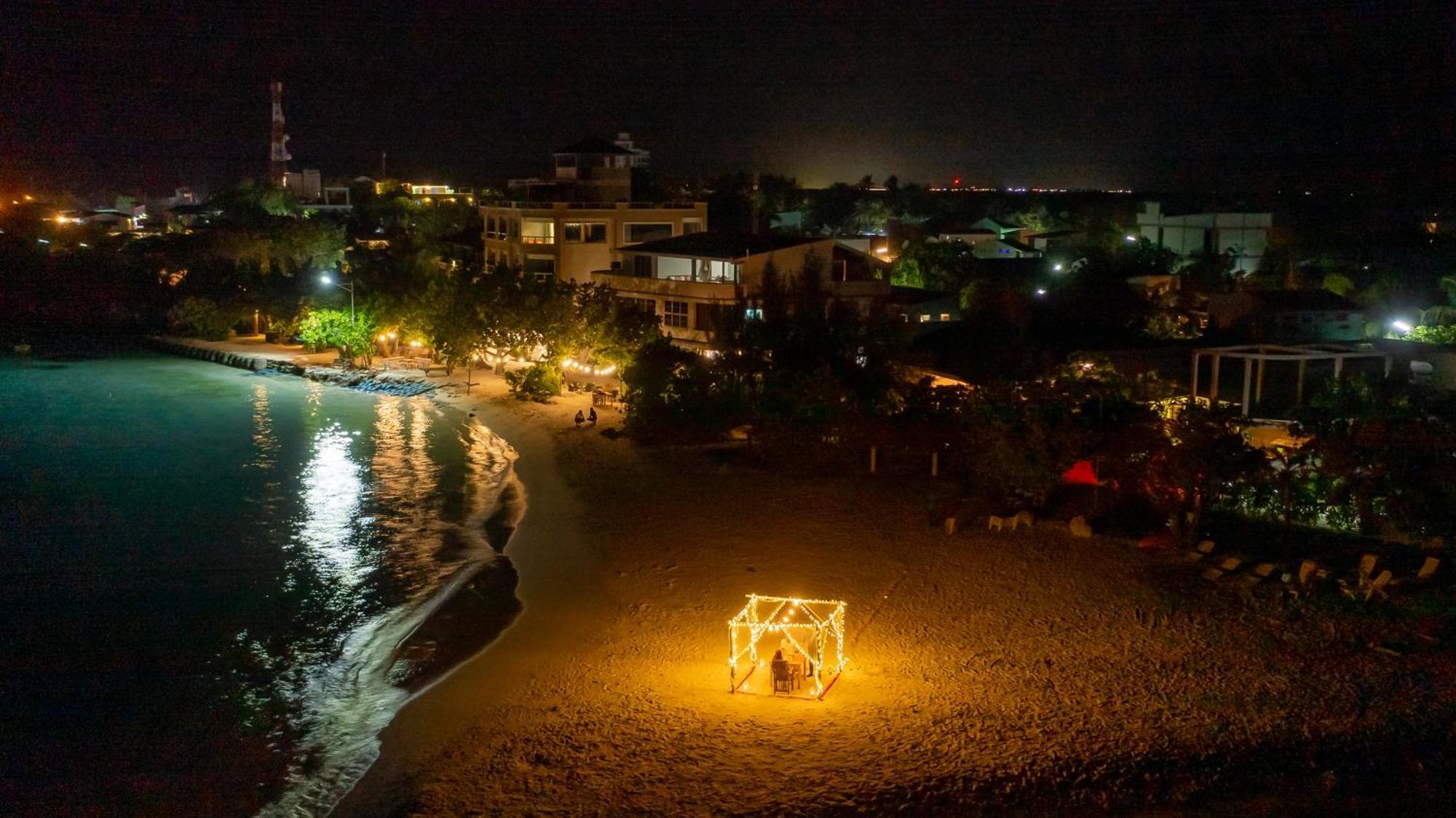 Hotel Rashu Hiyaa Dhiffushi Exteriér fotografie